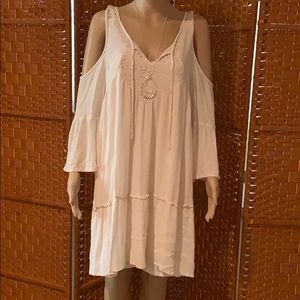 SALE❤️Mossimo Gauze Cold Shoulder 👗 Dress